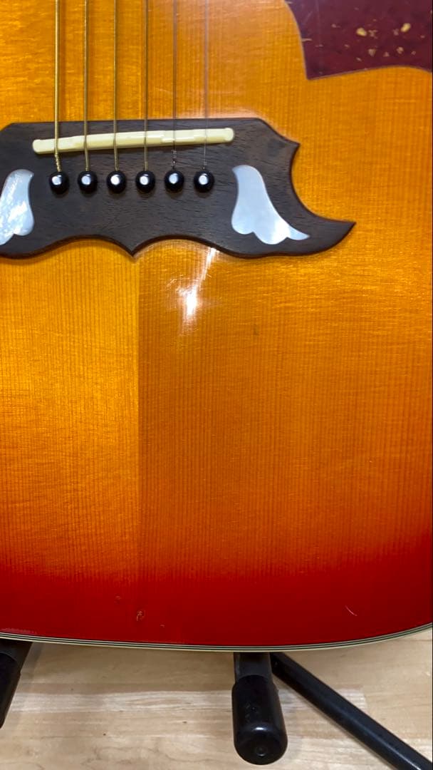 ほんり❣️美品Epiphone DOVE アコギター　ハードケース付