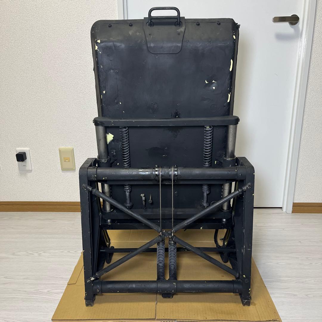 詳細不明 日本軍 航空機 戦闘機 シート 操縦席 座席 パイロット 実物 可動