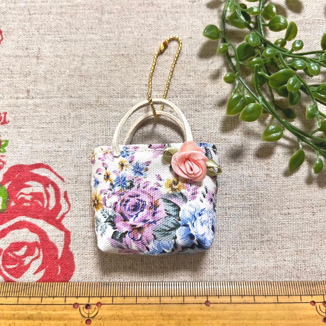 No.2302-4 ミニチュアトートサシェ（香り袋）ピンクとブルーのローズ柄