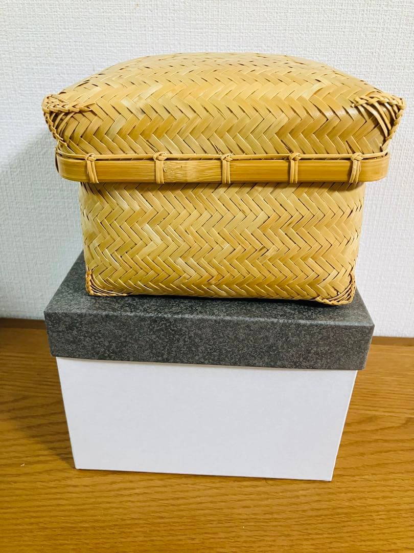 京都、公長斎小菅の竹の四角いバスケット - メルカリ