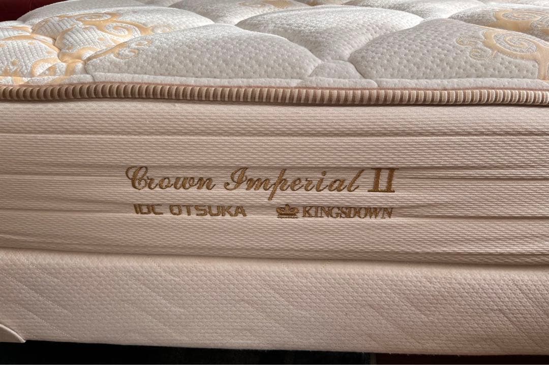 送込み　キングスダウン 大塚家具 シングル　ベッドフレーム、ベッドマット、ボトム