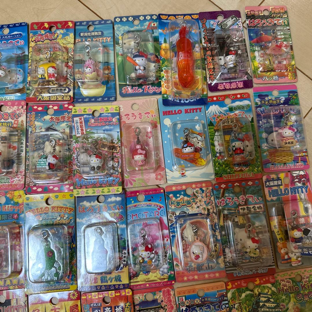 ご当地限定チャーム　55個まとめ売り