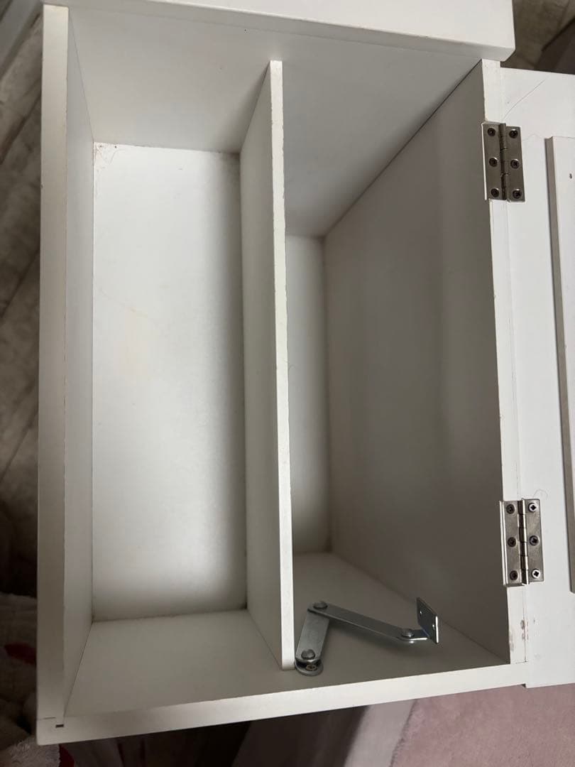 ディズニー　アラジン　ドレッサーワゴン