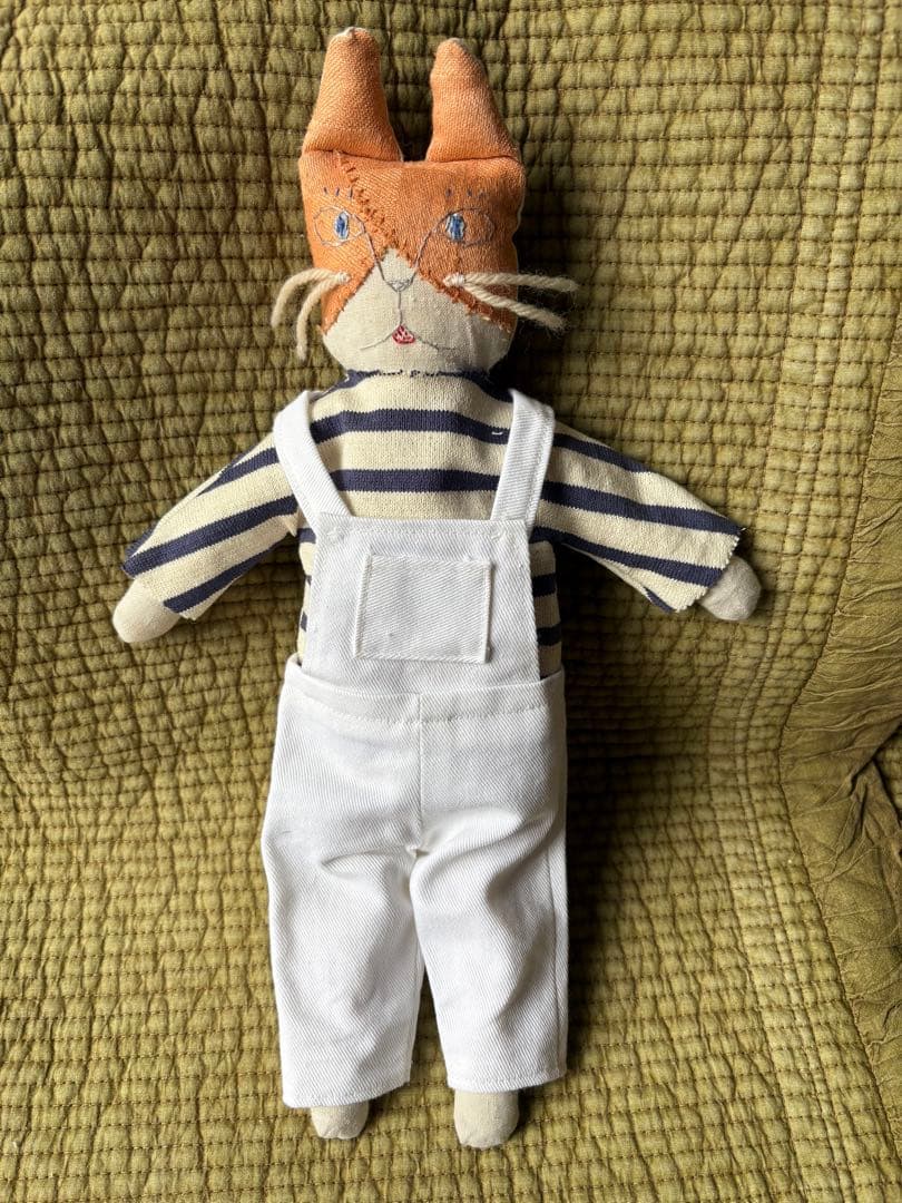 新品、今野はるえ、ハチワレ猫と服３着、最終価格‼️