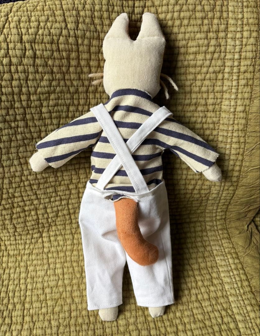 新品、今野はるえ、ハチワレ猫と服３着、最終価格‼️