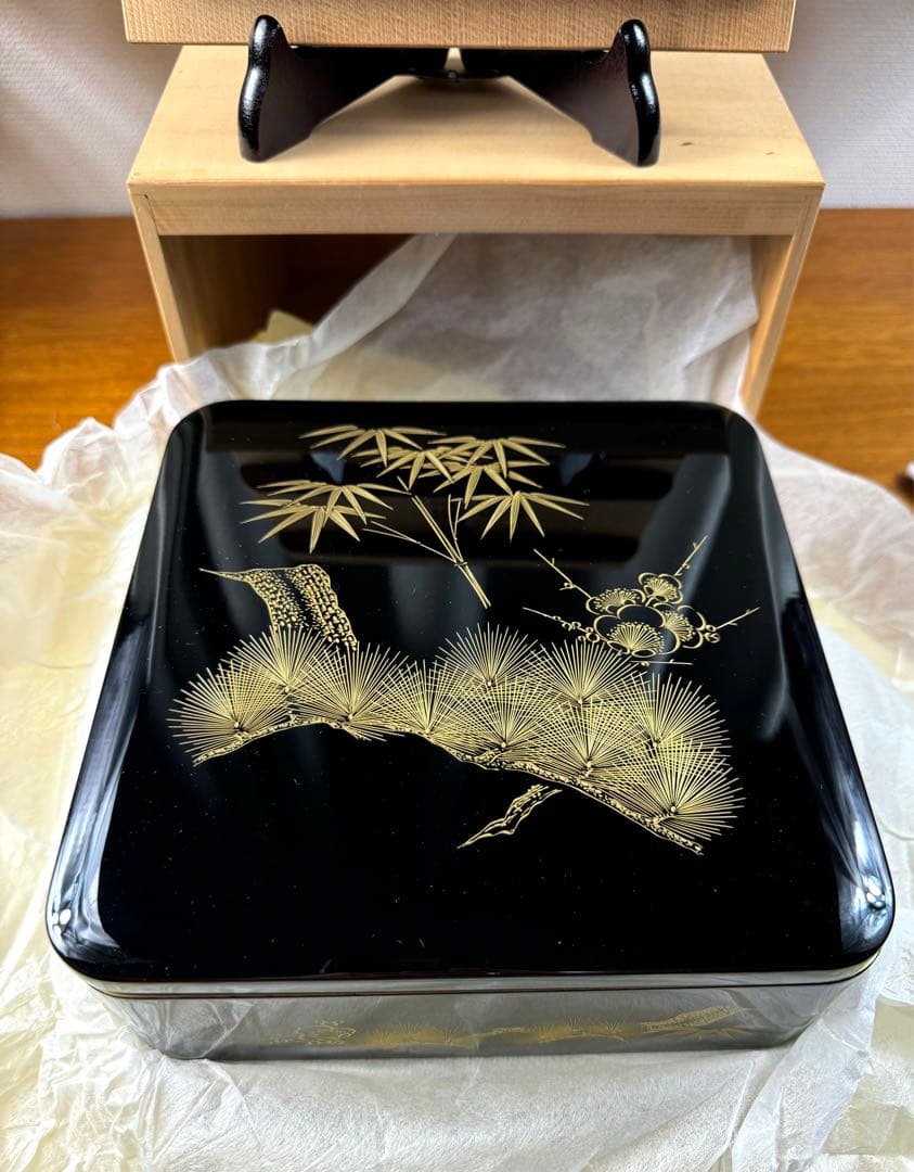 257 輪島塗 松竹梅沈金 二段重 未使用品 共箱 共布 - メルカリ