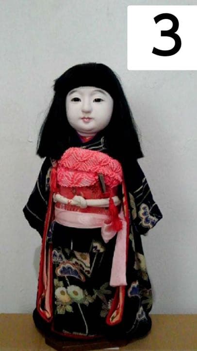 ③の市松人形 絹の手縫い本仕立て