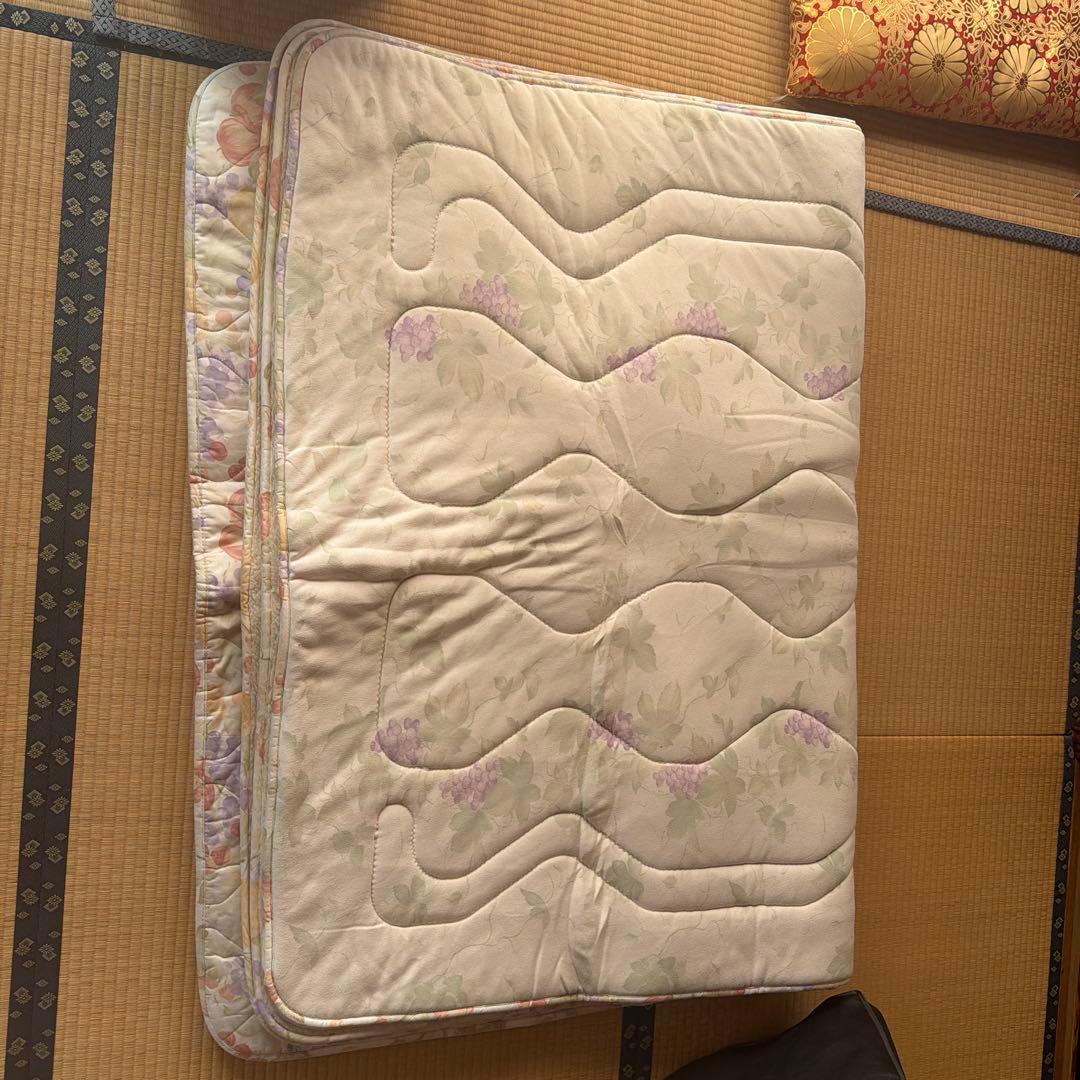 マルハチ真綿　羊毛敷き布団140cm x 205cm