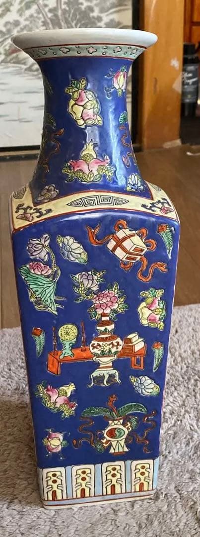 大清同治年製 中国 色絵賢人武人図装飾 角形花瓶 - メルカリ