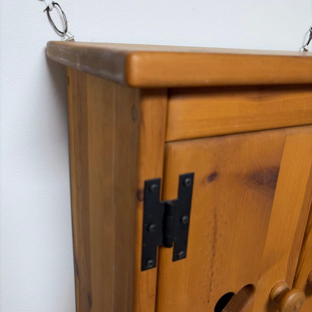 週末大特価‼️木製カントリー風収納キャビネット　お値打ち品‼️