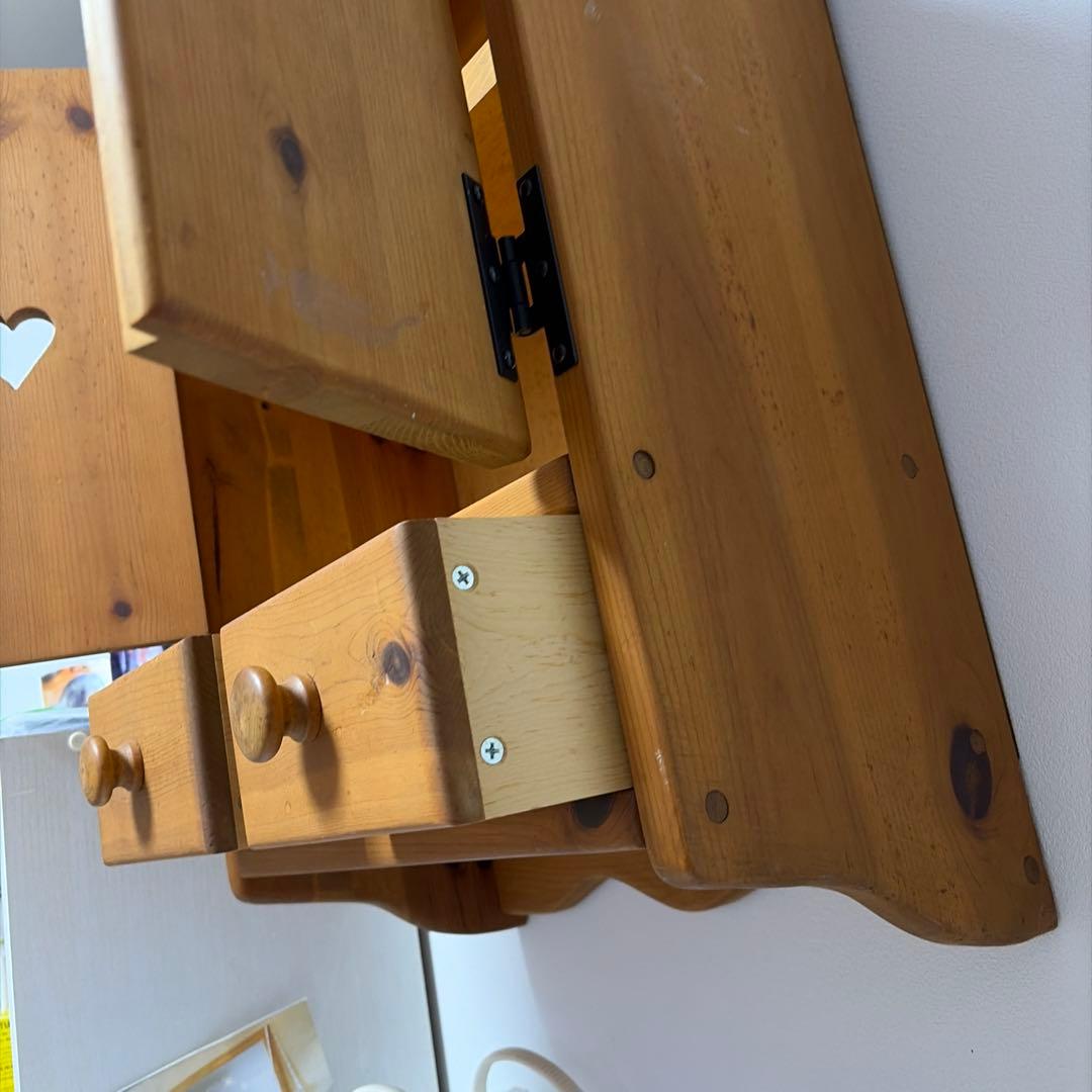 週末大特価‼️木製カントリー風収納キャビネット　お値打ち品‼️