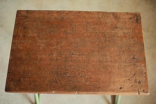 雰囲気の良い古い小学校の机　鉄脚　古材