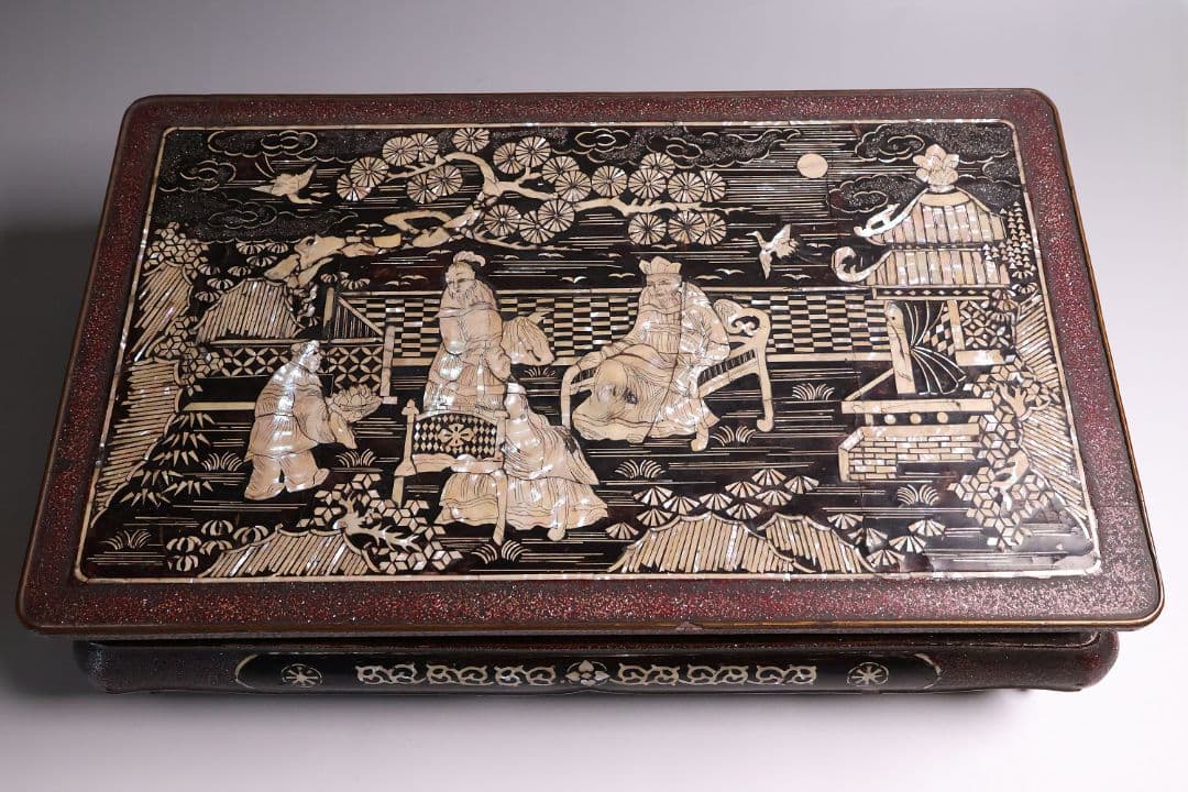 中国美術 螺鈿細工 平卓 46×28.3cm 人物 花台 香炉 木製【MA812