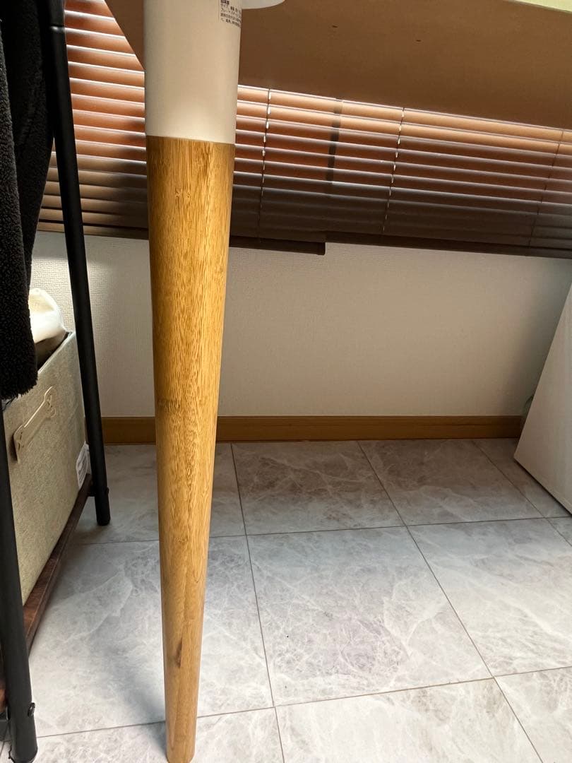 【最終値下げ】廃盤カラー IKEA デスク　ラグカプテン　120×60