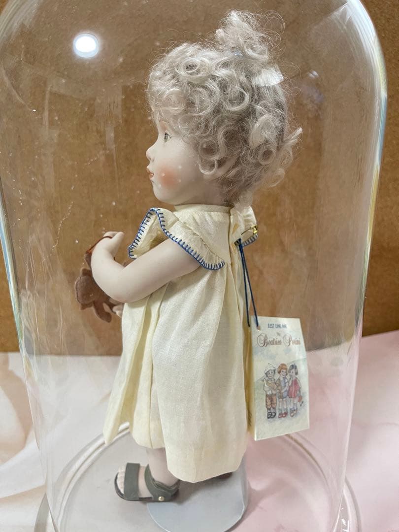 Beatrice Perini Just Like Me 人形 ガラスドーム付き