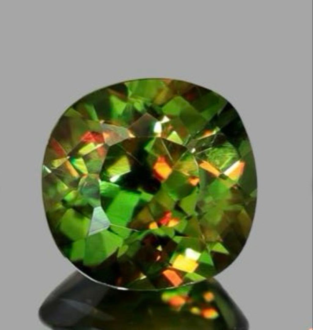 高品質　スフェーン 0.49ct