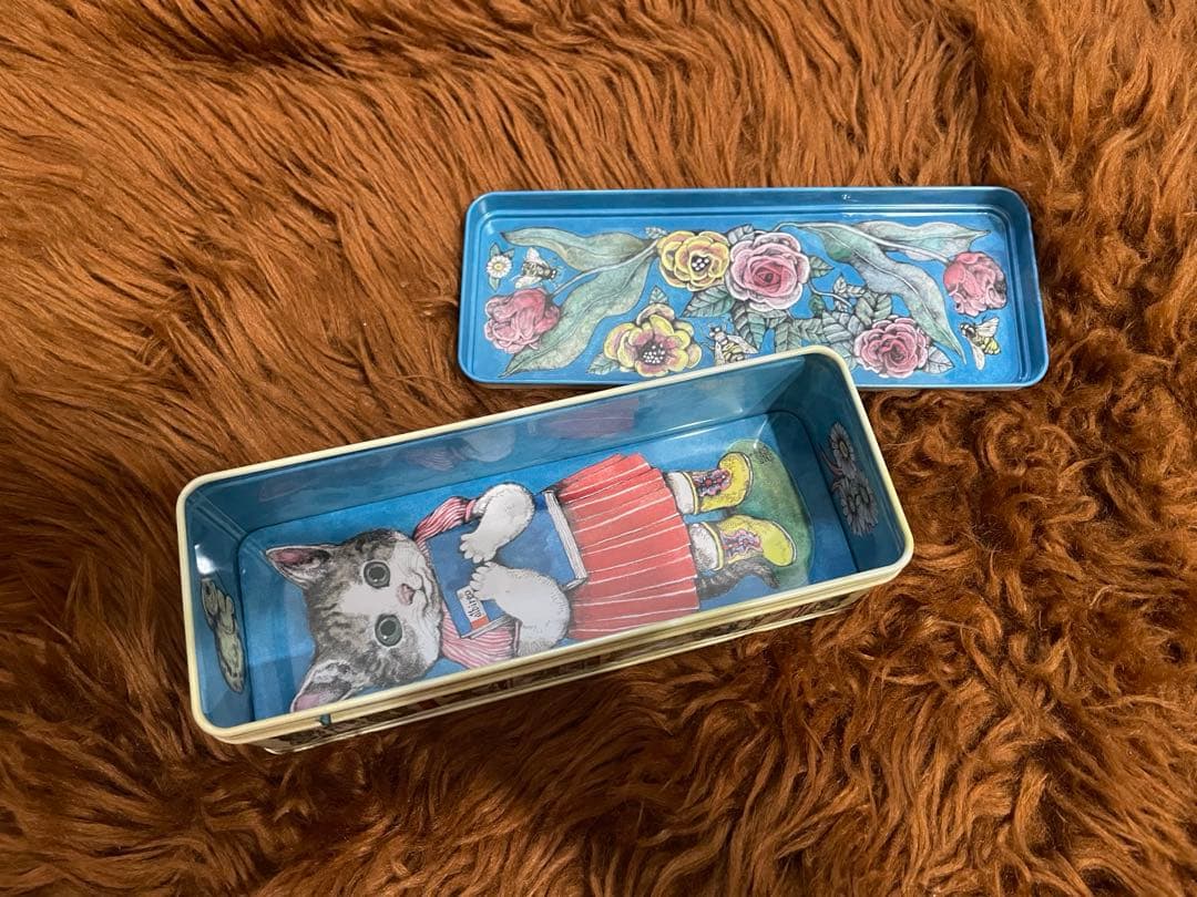 ヒグチユウコさんイラスト ホルベインブリキ缶 - メルカリ