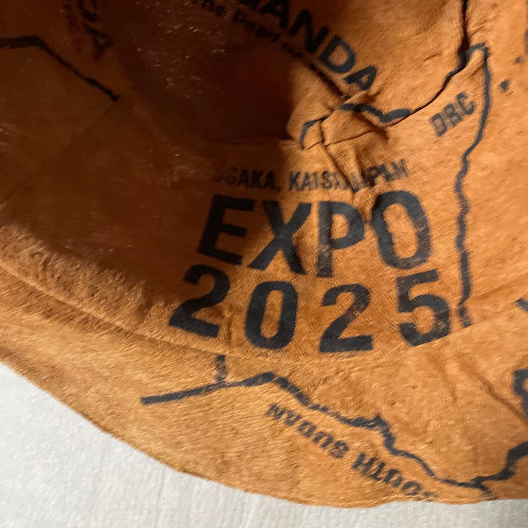新品　万博　ウガンダの木の皮の帽子　最終値下げしました。