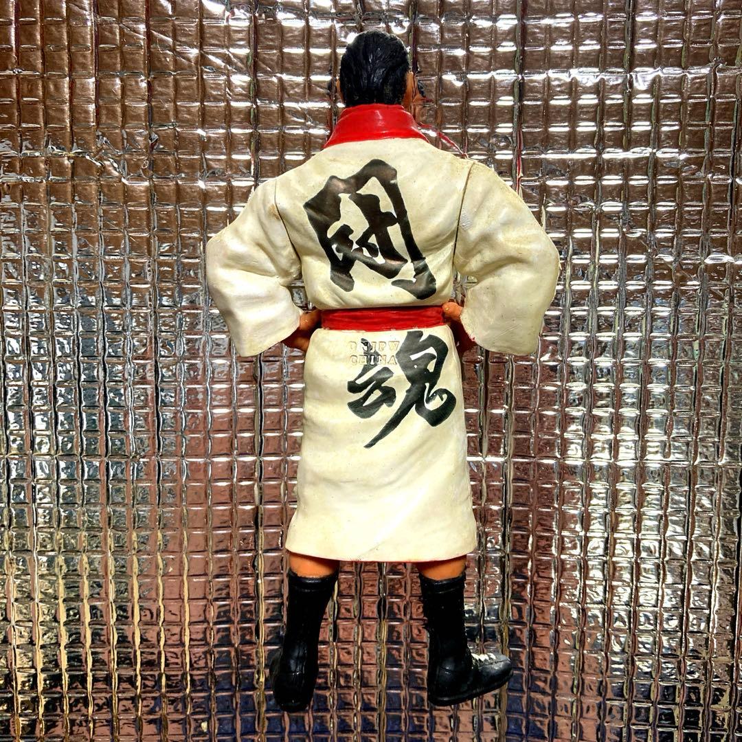 アントニオ猪木 燃える闘魂 闘魂ガウン 引退試合 フィギュア - メルカリ