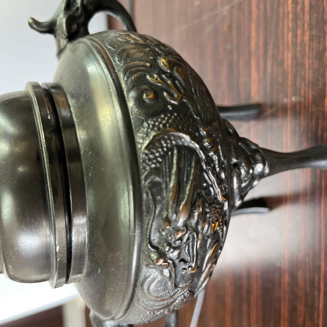 龍のモチーフの高岡銅き香炉