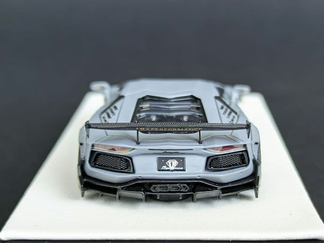 LBWK 1/64 ランボルギーニ アヴェンタドール 2.0 LP 700-4 - メルカリ