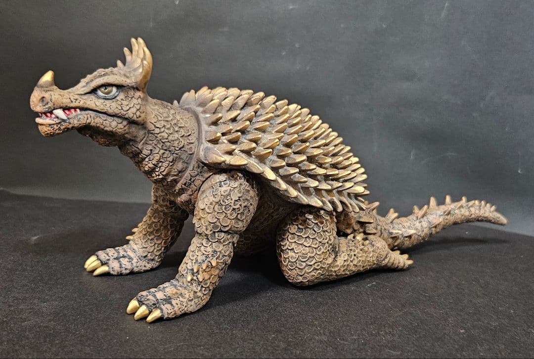 ゴジラ怪獣ソフビ ゴジラ1974 アンギラス リペイント完成品