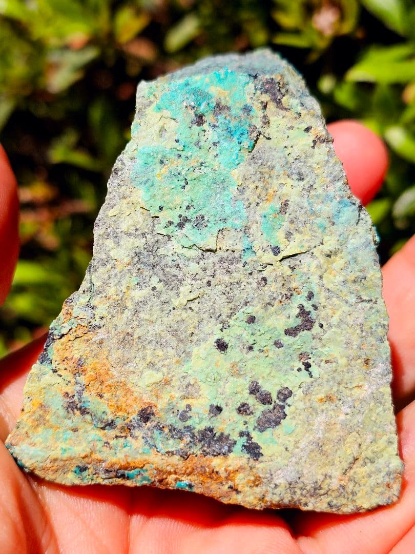 約100g以上あり‼️金運を呼ぶ‼️アメリカ産 クリソコラ 原石