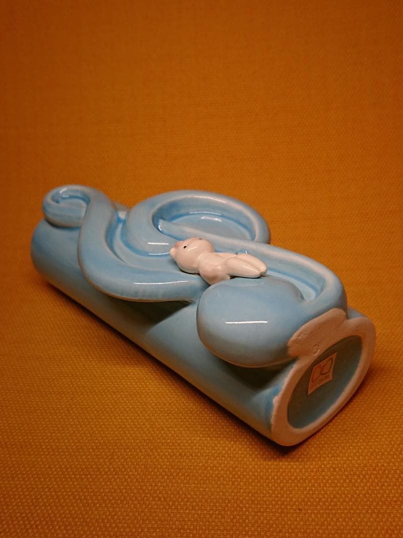 花瓶　 猫　音符　陶器　オブジェ　置物　インテリア　工芸品　美術品　A1608