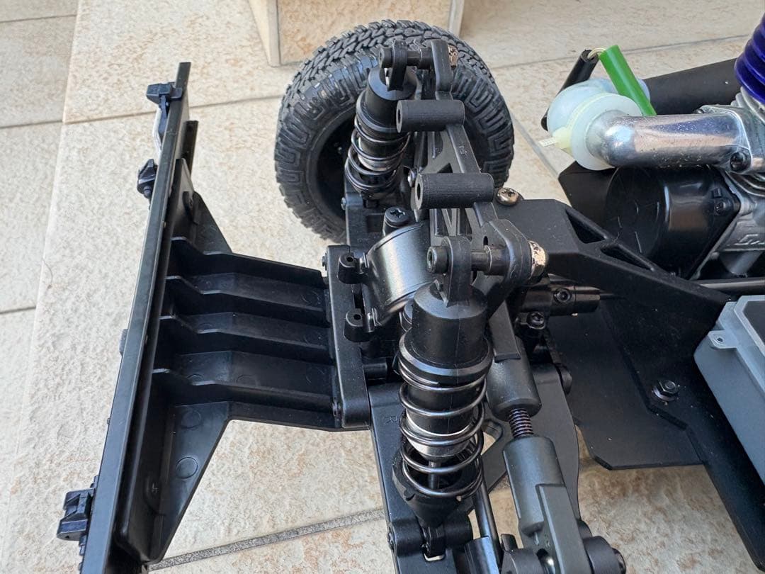 J*n様 特大完成品デアゴスティーニ 1/8 ハマーH1 エンジンラジコン　完全