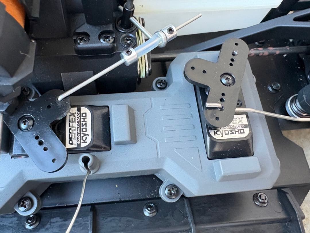 J*n様 特大完成品デアゴスティーニ 1/8 ハマーH1 エンジンラジコン　完全