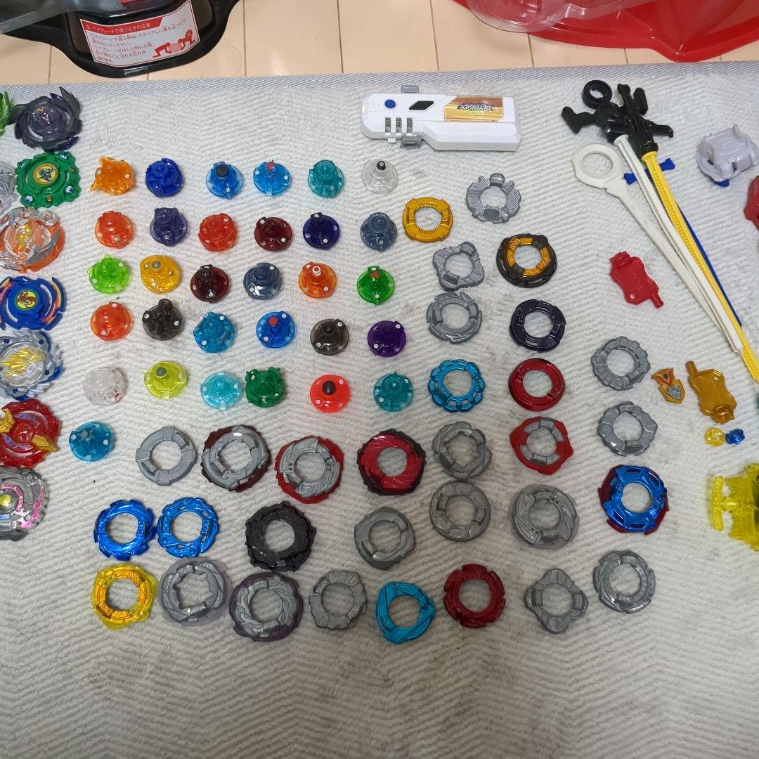 ベイブレードバースト　スタジアムセット2つ　まとめ売り 値引き交渉