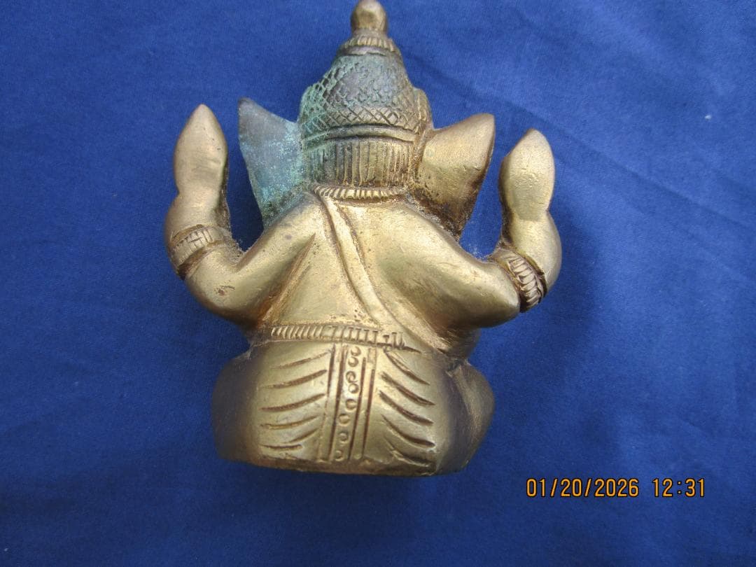 仏像　渡金仏【?】ガネーシャ像　時代物　象の顔の仏　頭部に錆あり　1体