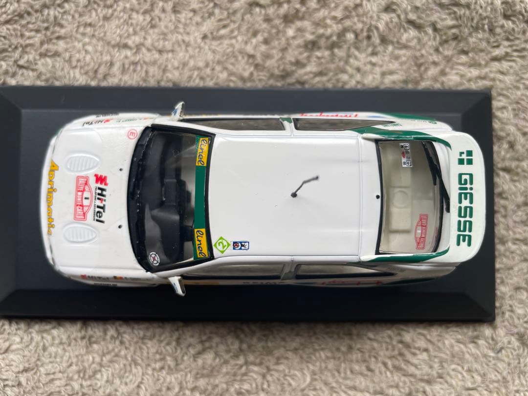 フォード　1994　Escort RS Cosworth ミニチャンプス1/43