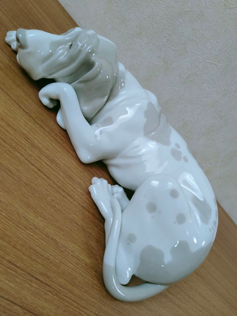 美品 リヤドロ 犬（マイセンフィギュリン）