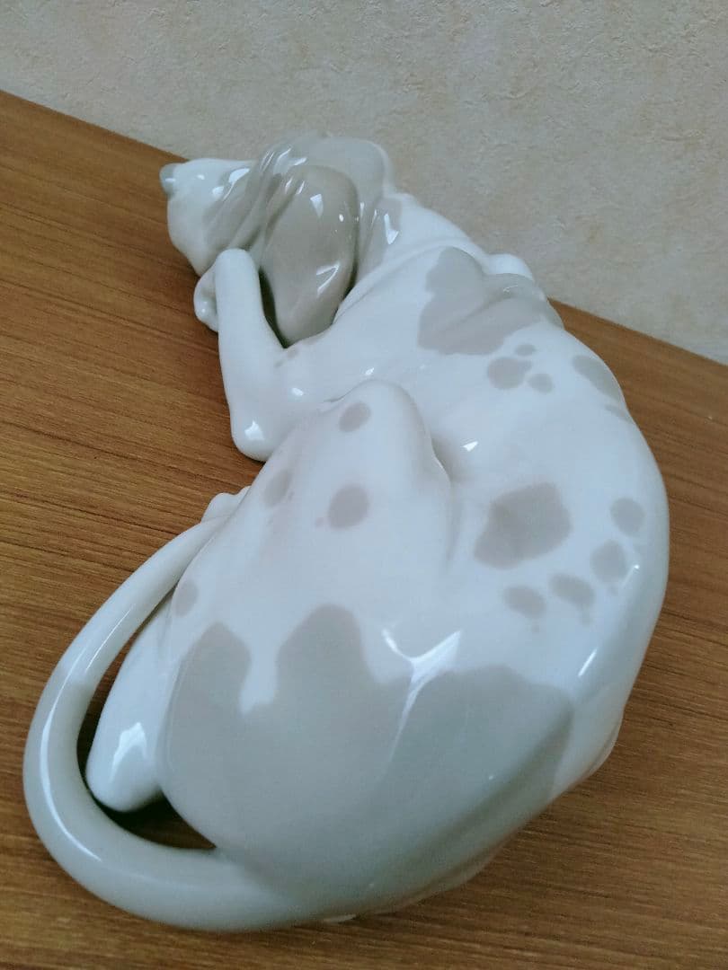 美品 リヤドロ 犬（マイセンフィギュリン）