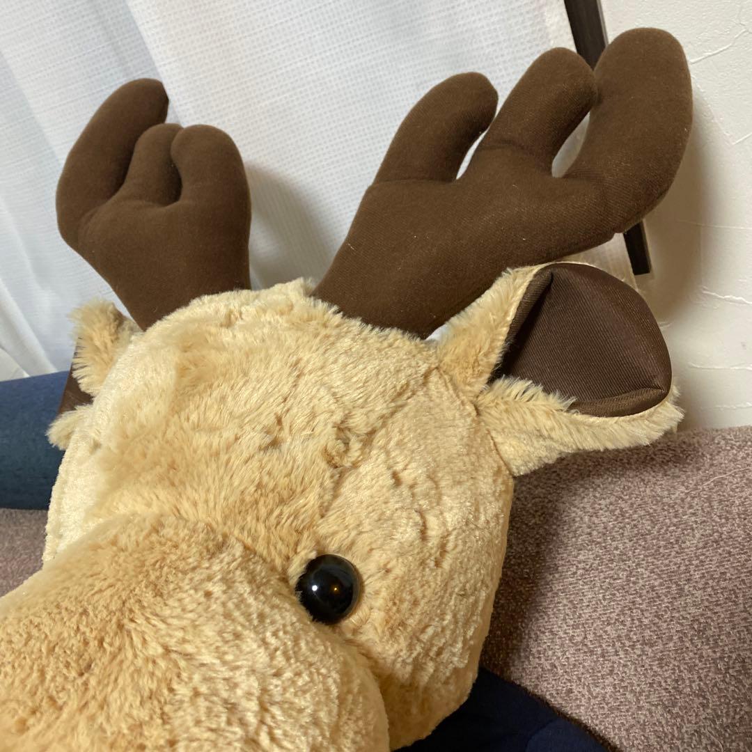 非売品】VOLVO ボルボビッグエルク 特大ぬいぐるみ - メルカリ