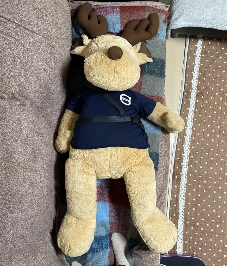 非売品】VOLVO ボルボビッグエルク 特大ぬいぐるみ - メルカリ