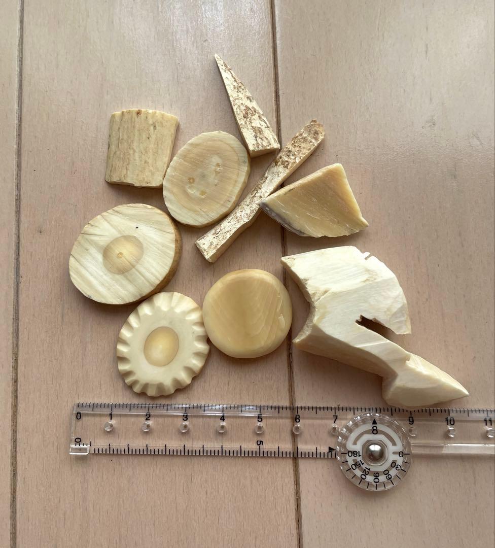 鯨歯　端材　マッコウ　根付け　ボーンカービング　イッカク　49.9g