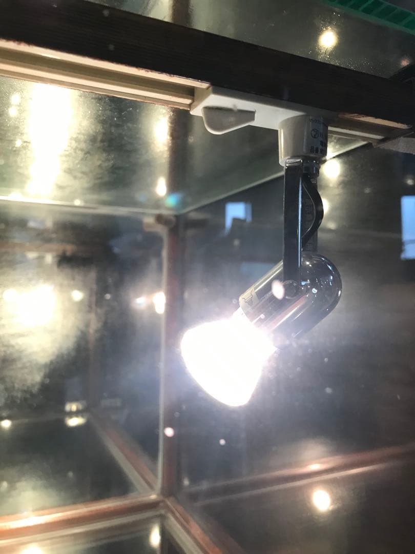 ガラスキャビネット ガラスショーケース ディスプレイケース　鉄製フレーム 岐阜発