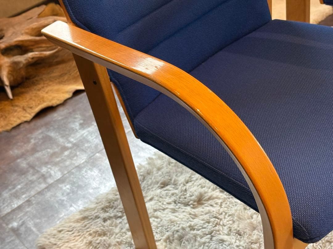 マグヌスオルセン　デンマーク　MAGNUS OLESEN アームチェア　GG