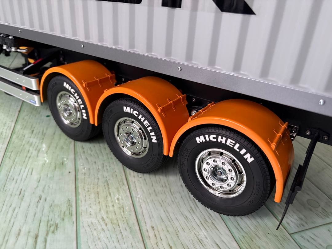 タミヤ1/14RC トレーラー用 40フィートコンテナ 3軸セミトレーラー　荷台