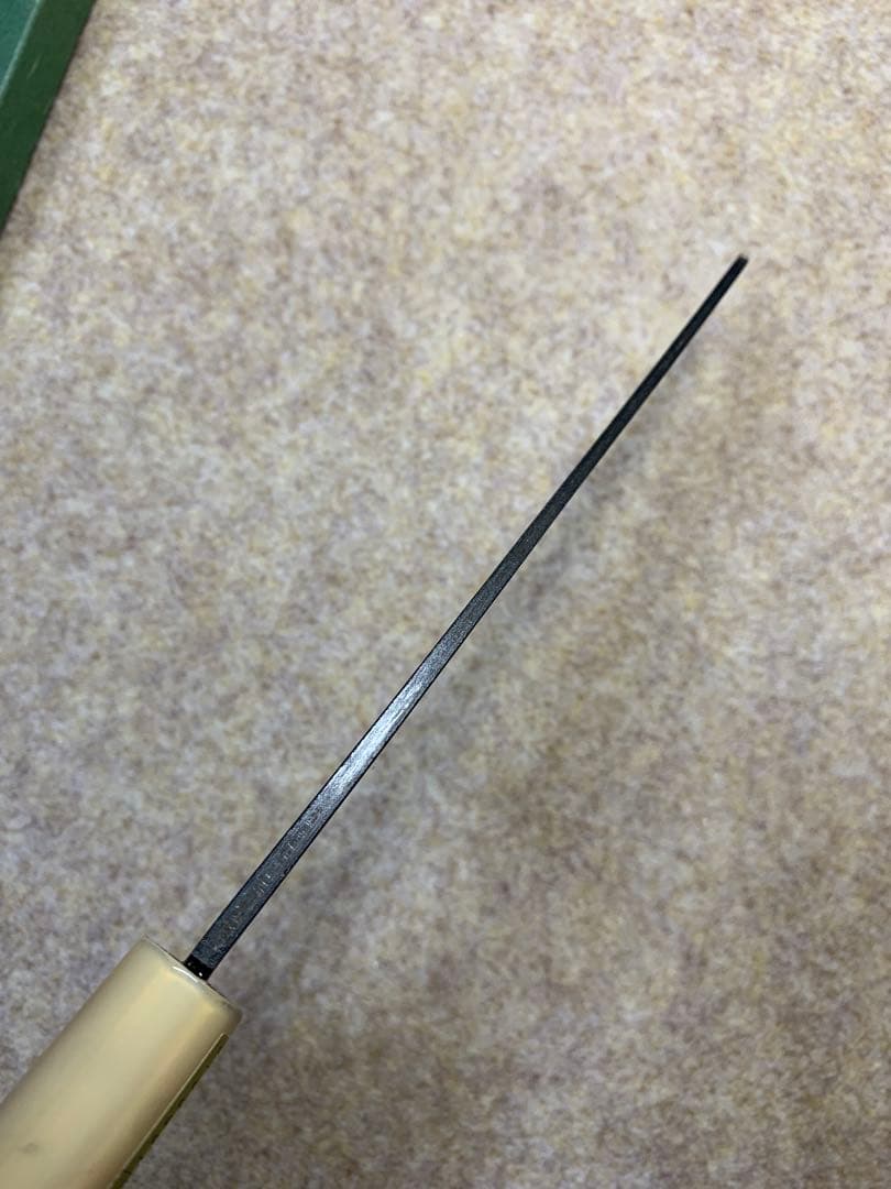 森本光一作　和牛刀 黒打 包丁　7寸　白ニ鋼　ウェンジ白水牛八角柄