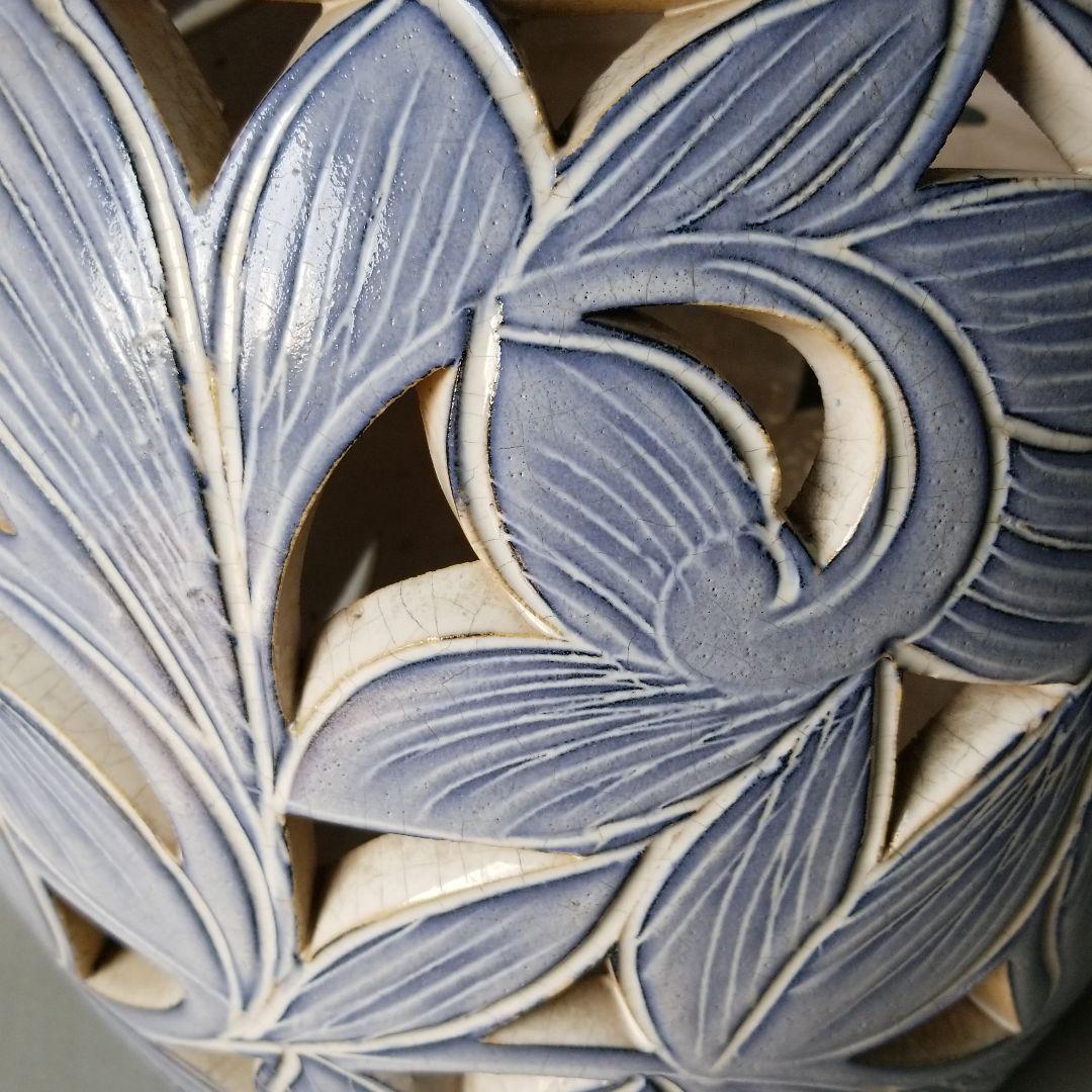 お値引きしました⤵信楽焼傘立て  壺型青唐草 高さ４３cm