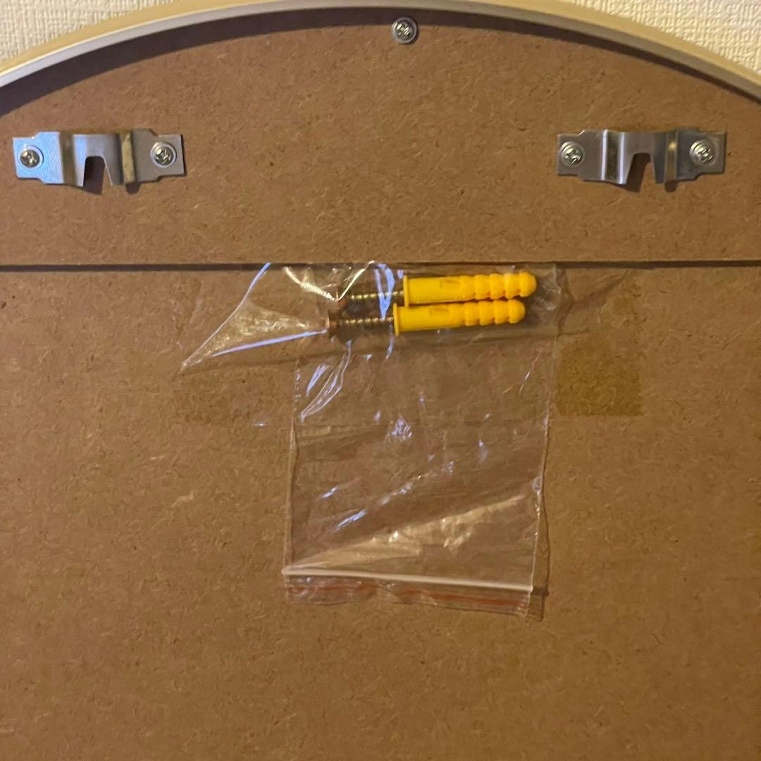 【インテリア】⁂アーチ型壁掛けミラー⁂淡いゴールドカラー⁂幅50cm高さ75cm