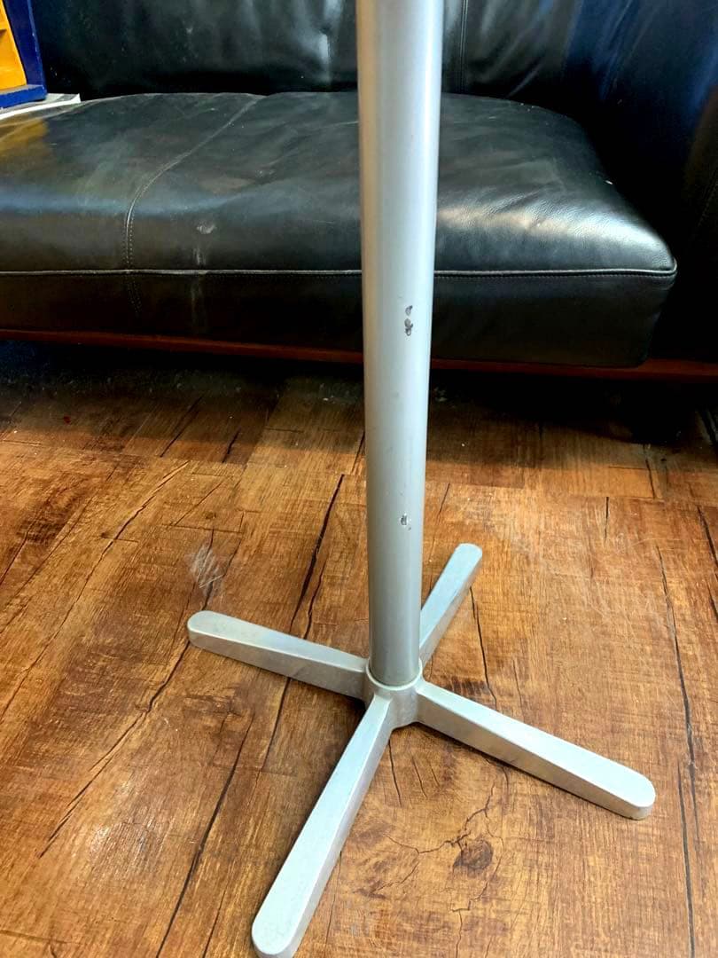 IDEE カフェテーブル