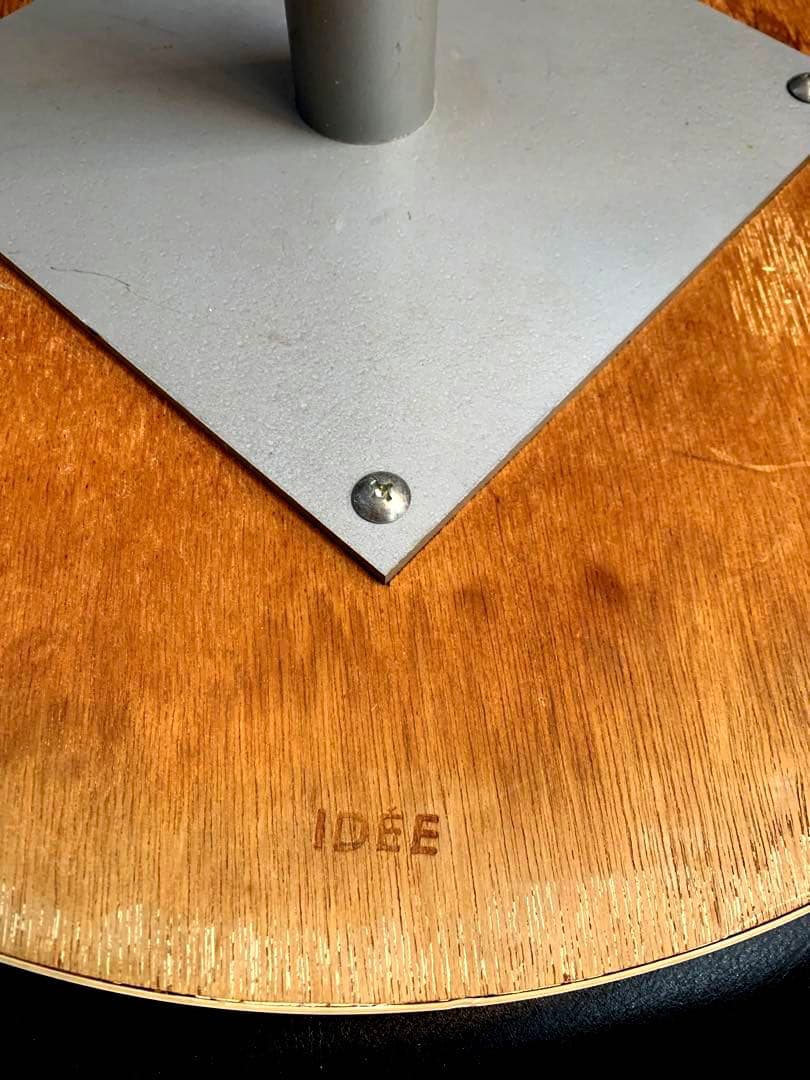 IDEE カフェテーブル