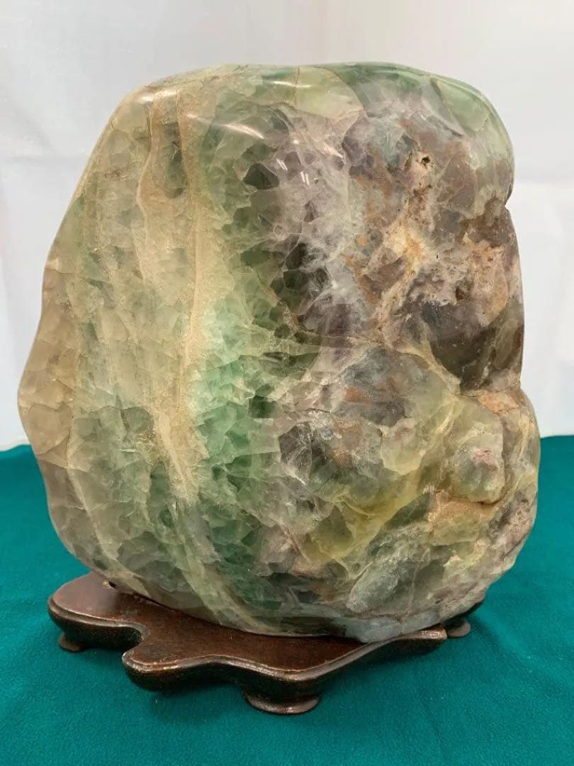 鑑賞石　翡翠石