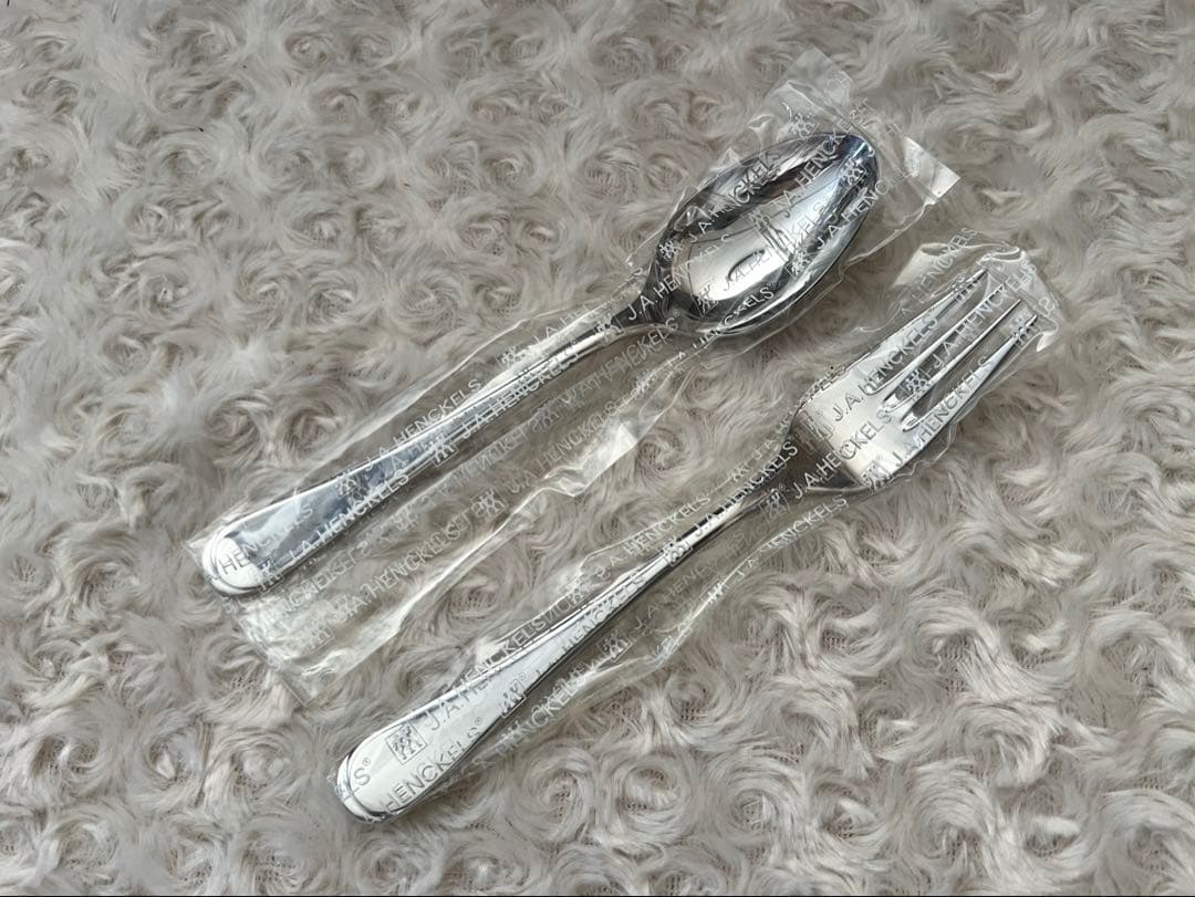 ツヴィリング ヘンケルス　カトラリーセット　アムウェイ　ディナーセット 30本