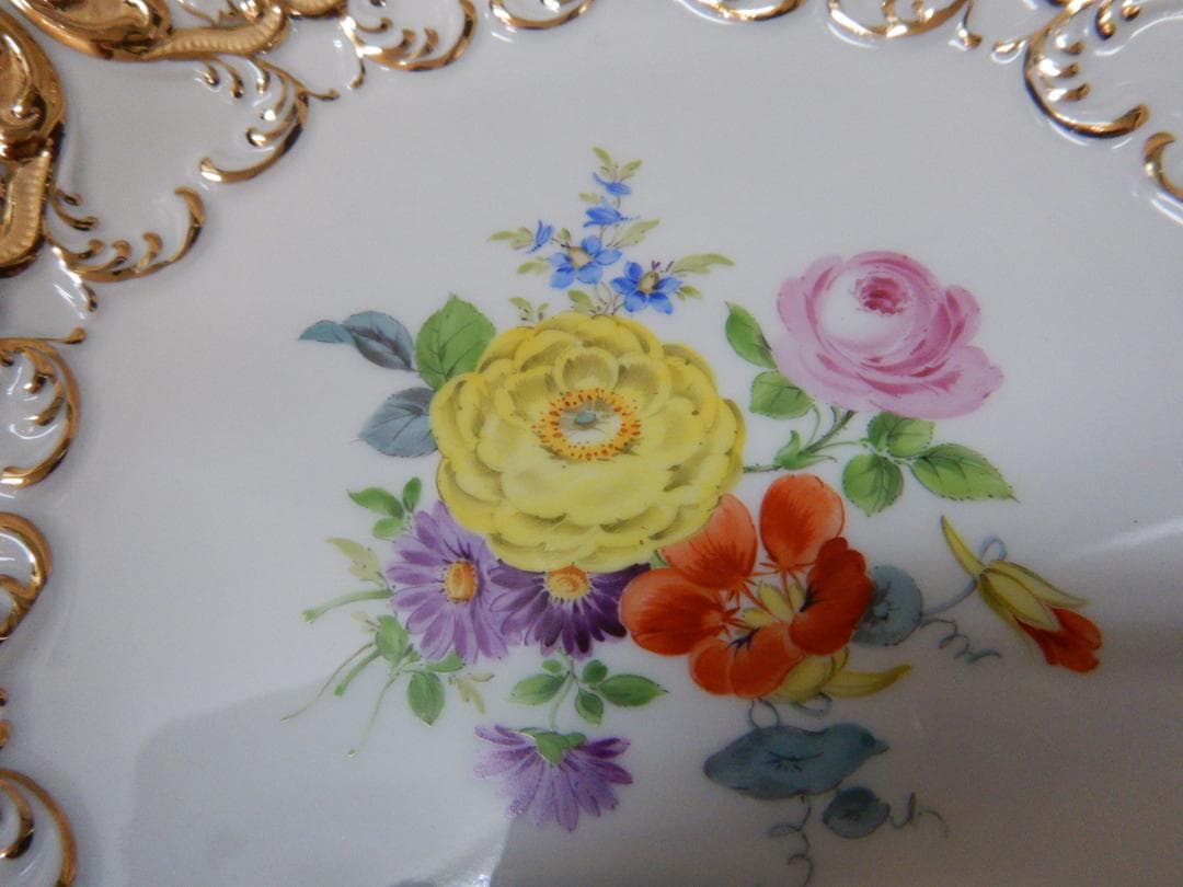 Meissen　マイセン　 花柄　 皿 ゴールド装飾　金彩　22ｃｍ