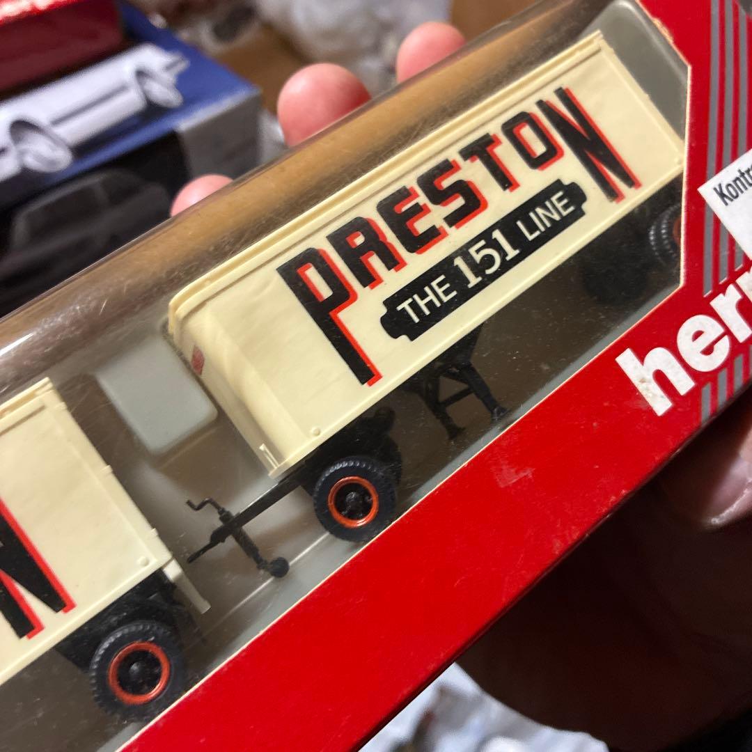 herpa トレーラー２台セット